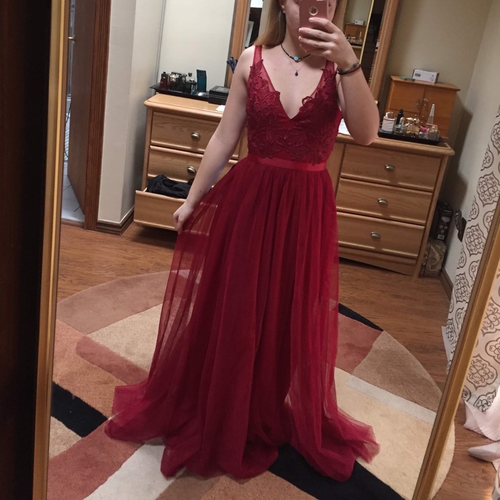 PROM DRESS BURGUNDY RED TULLE FLOWERS EMBROIDERED